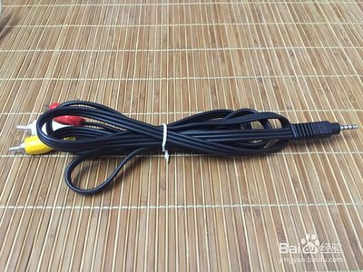 使用九州高清智能機頂盒IPTV-8098的體驗 音視頻線帶來的視聽升級